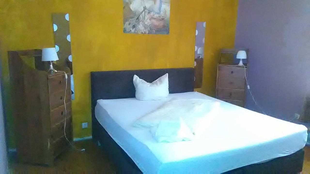 Wohnung In 凯撒斯劳滕 外观 照片