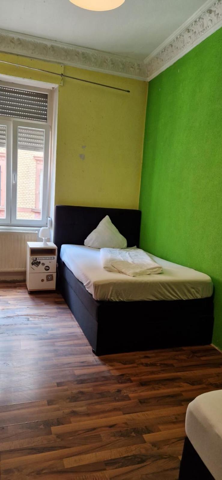 Wohnung In 凯撒斯劳滕 外观 照片