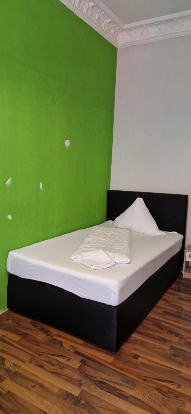 Wohnung In 凯撒斯劳滕 外观 照片